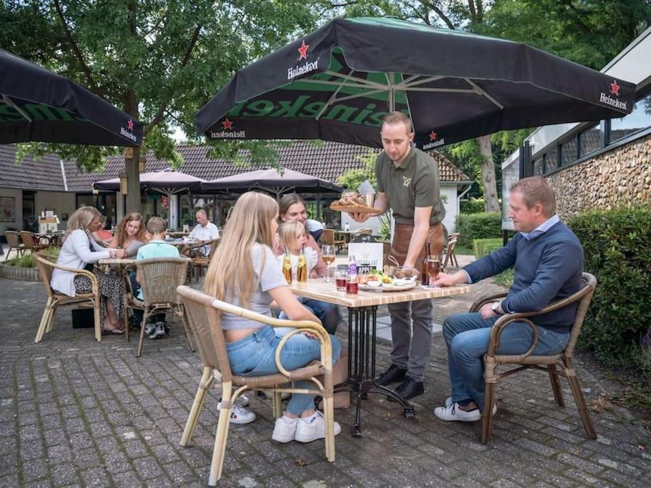 Vrijstaande Recreatiebungalow Met Slaapvide Posterholt Luaran gambar